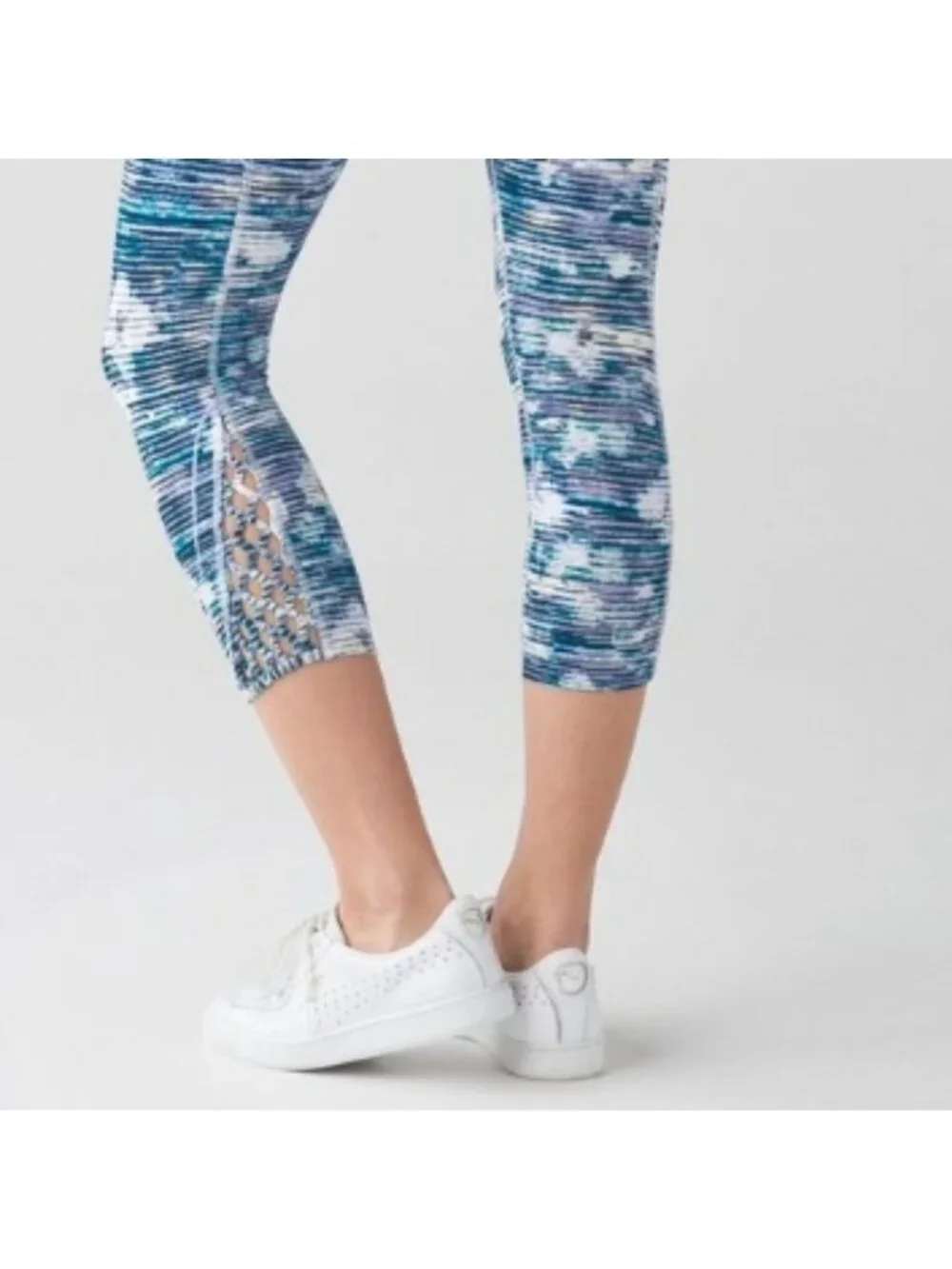 Lululemon True Self Crop II Blurry Belle Multi